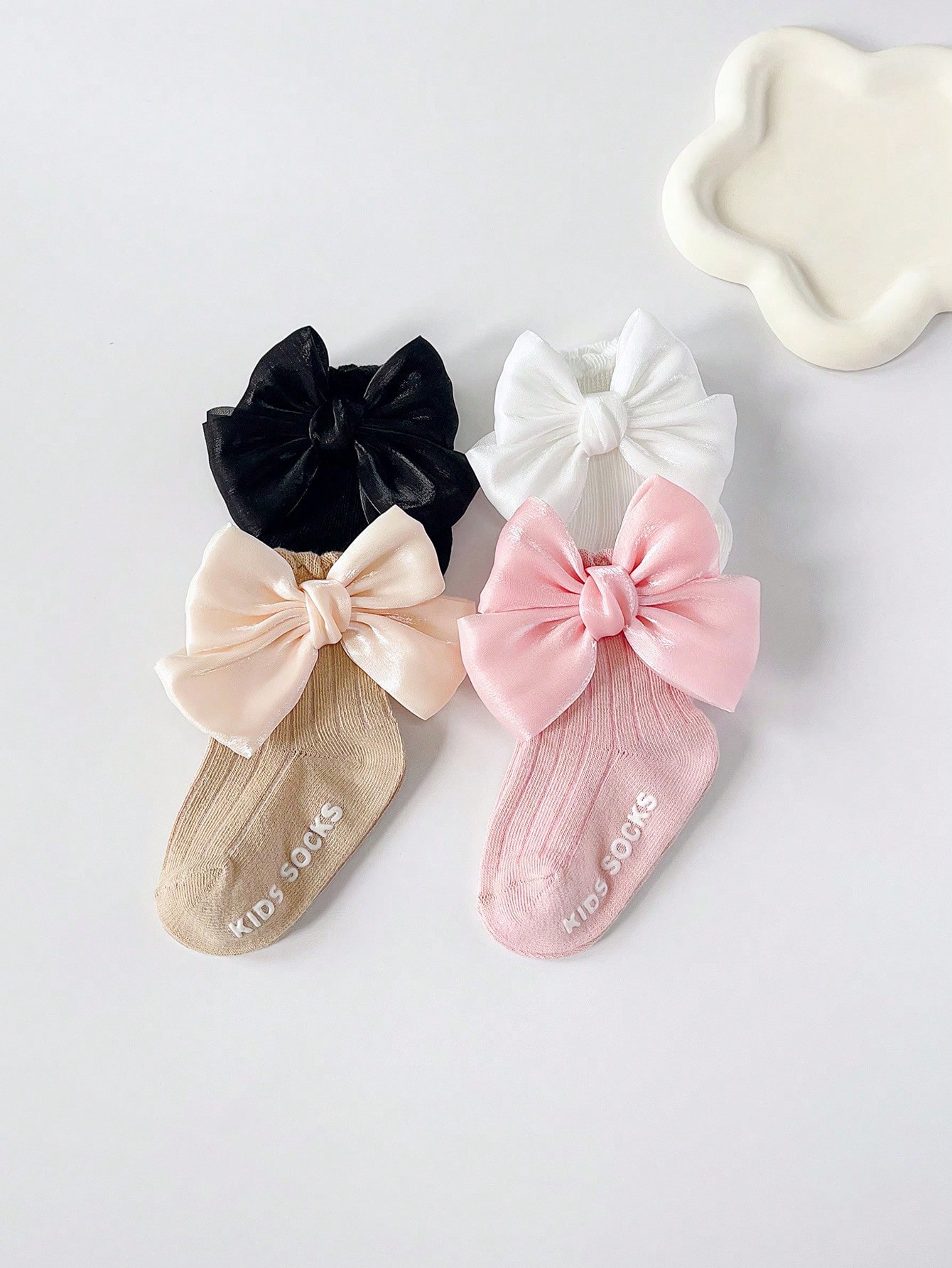 4쌍 아기용 부드러운 학습용 미끄럼 방지 바닥 양말,  - Toddler Sock Set 리뷰 및 가격