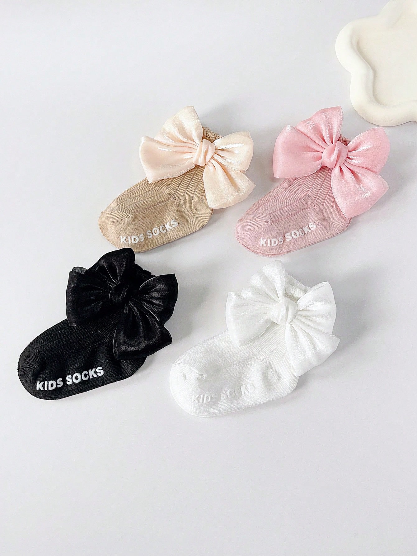 4쌍 아기용 부드러운 학습용 미끄럼 방지 바닥 양말,  - Toddler Sock Set 리뷰 및 가격
